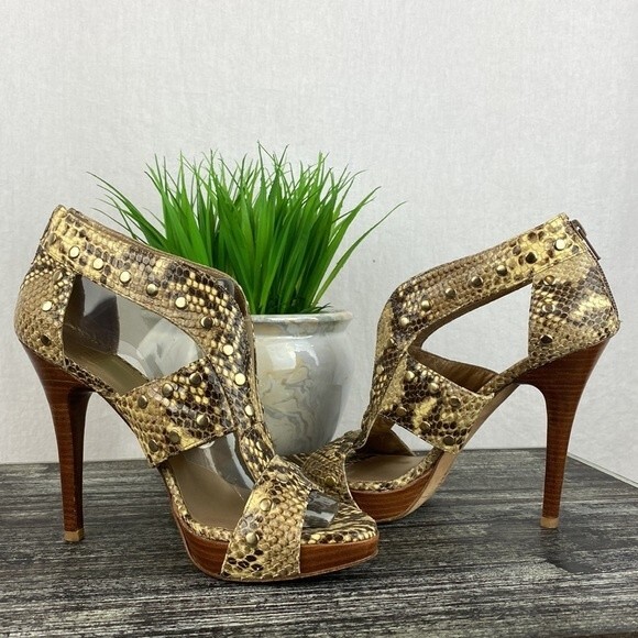 Stuart Weitzman Python Snake Print Cage Stud Heel Shoes 7.5 - Picture 2 of 10